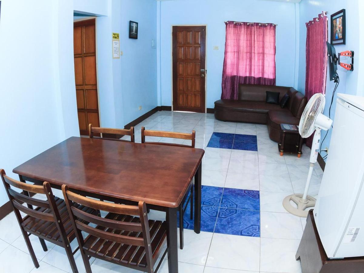 Jared Suites Upper Digos Esterno foto